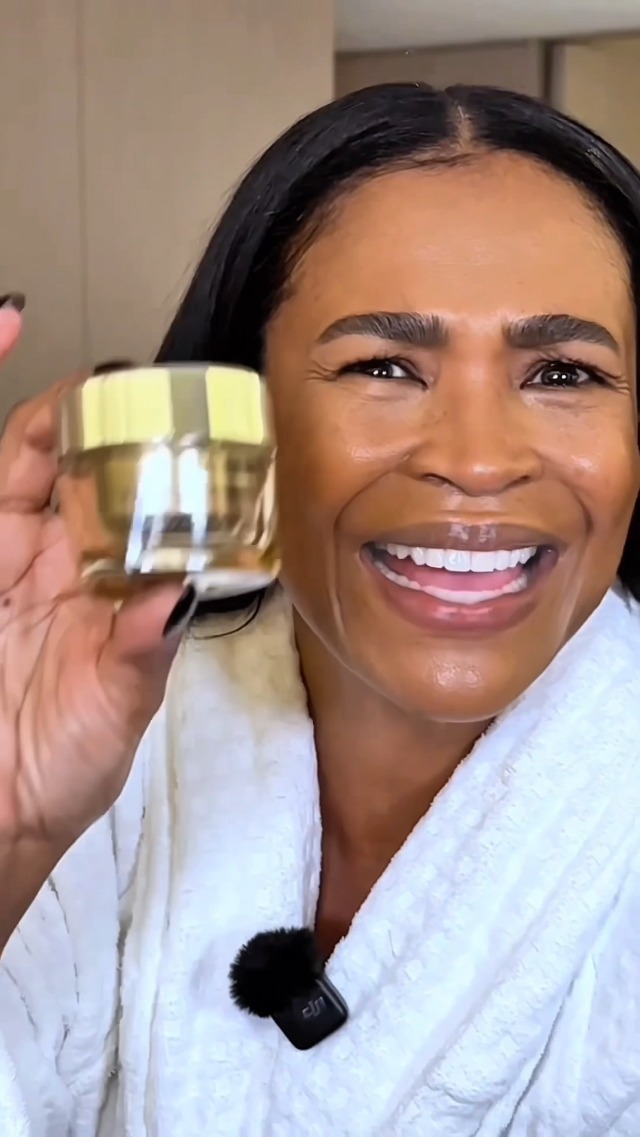 Amazon.com: Estée Lauder Revitalizing Supreme+ Holiday Skincare